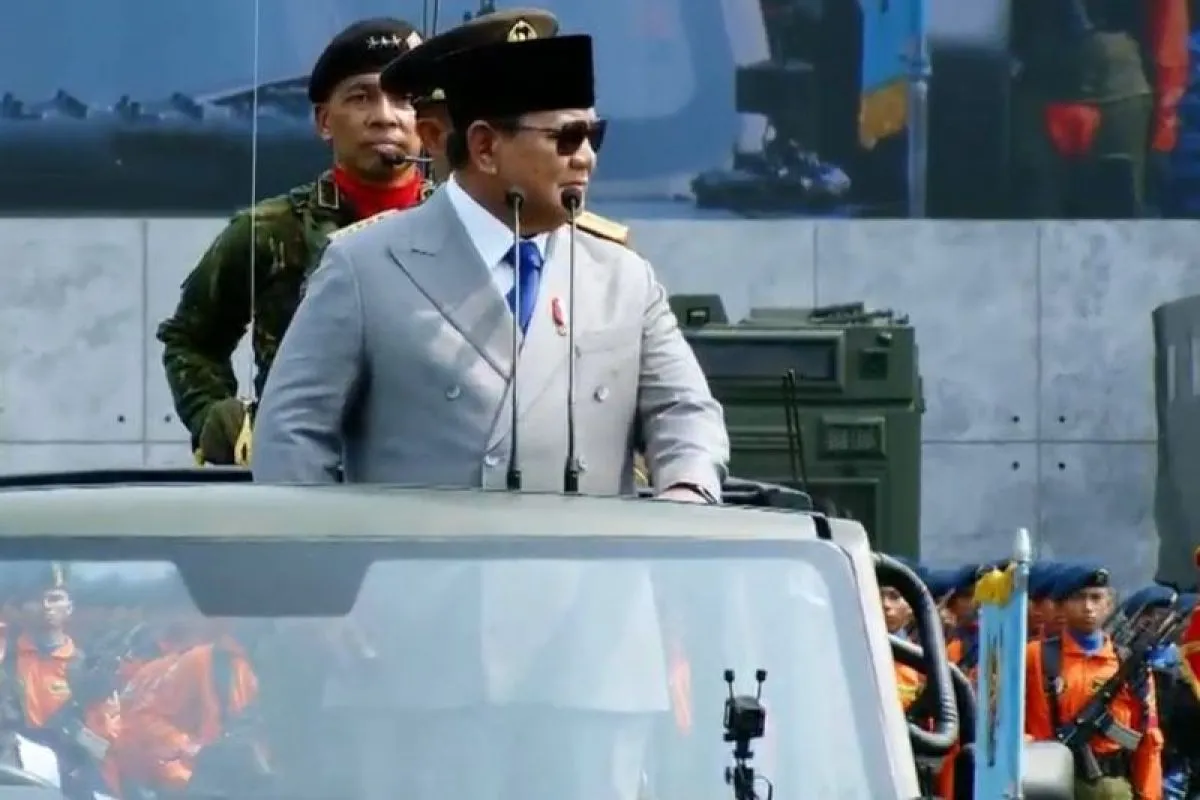 HUT ke-81 TNI: Prabowo Naik Maung, Panglima Jelaskan Makna Seragam Beskap